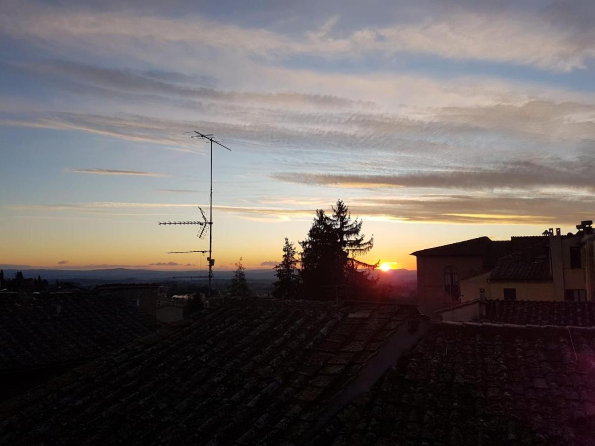 Un Terrazzo Sulla Magia Lejlighed Siena Eksteriør billede